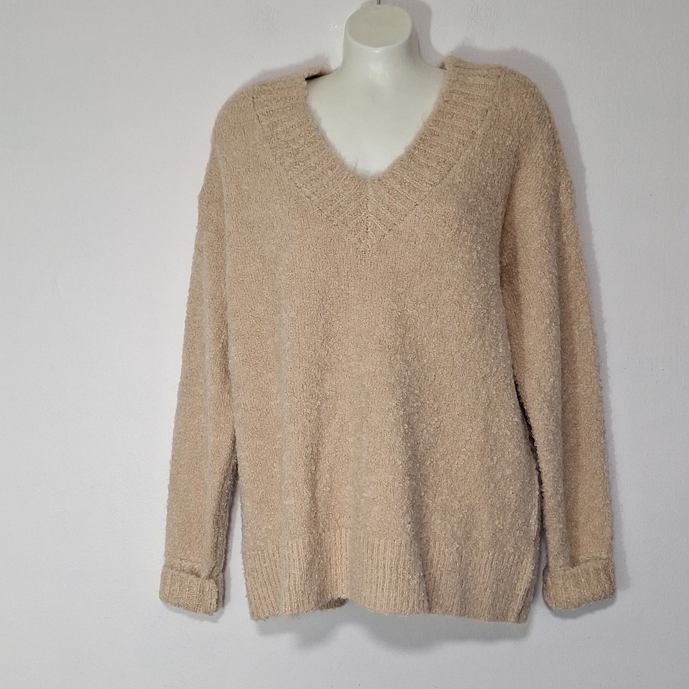 Aerie Cream V-Neck Sweater Teddy Oversized